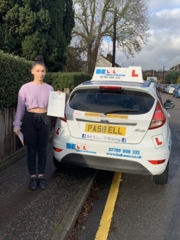 Another FIRST TIME pass for instructor Michelle with only<br />
FOUR faults....