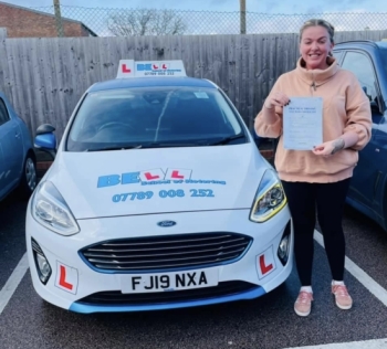 Another EXCELLENT PASS for instructor Natasha with only<br />
THREE faults